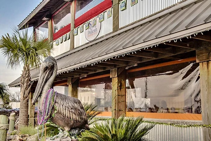 exterior of the salty pelican waterfront restaurants