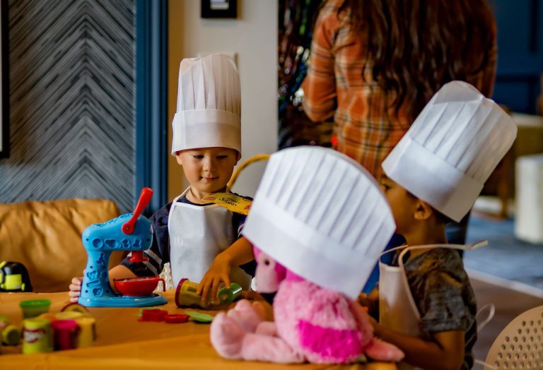 kids at Play-Doh Bakery 2023